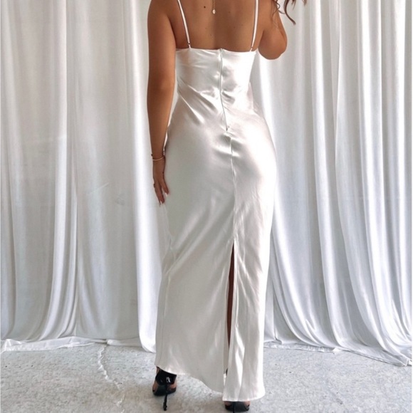 Selfie Leslie White Spaghetti Strap Slip Maxi Dress - Picture 4 of 4
